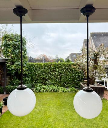 Vintage schoollamp met messing pendel - bollamp beschikbaar voor biedingen