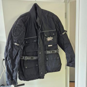 Zwart winter motorpak maar xxl beschikbaar voor biedingen