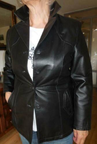 Leren jas mt. 42, Kleding | Dames, Jassen | Winter, Zo goed als nieuw, Maat 42/44 (L), Zwart, Ophalen of Verzenden