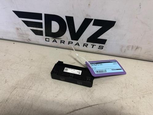 AUX/USB aansluiting van een Audi RSQ8, Auto-onderdelen, Elektronica en Kabels, Audi, Gebruikt, 3 maanden garantie, Ophalen of Verzenden