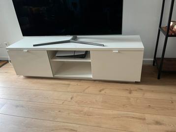 IKEA BYAS TV-meubel hoogglans wit 160x42x45 cm beschikbaar voor biedingen
