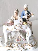 VINTAGE ORIGINEEL DRESDEN KANTPORSELEINEN BEELDJE, Ophalen of Verzenden, Gebruikt, Mens