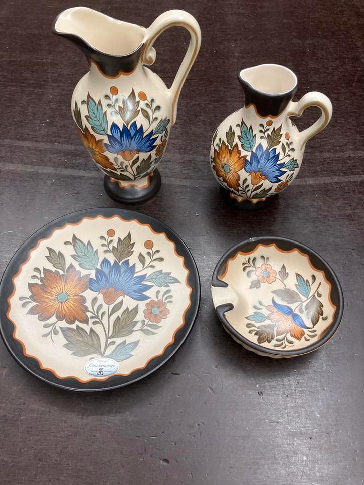 Flora Gouda Plateel Holland Handwerk Set, Antiek en Kunst, Antiek | Keramiek en Aardewerk, Ophalen