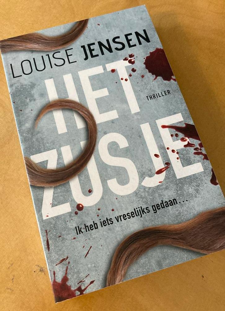 Louise Jensen - Het zusje, Boeken, Thrillers, Gelezen, Nederland, Ophalen of Verzenden