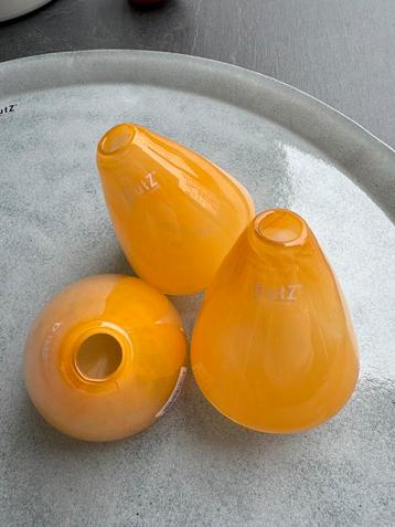 Set van 3 stuks DutZ tuimelvaasjes - ocre - nieuw - beschikbaar voor biedingen