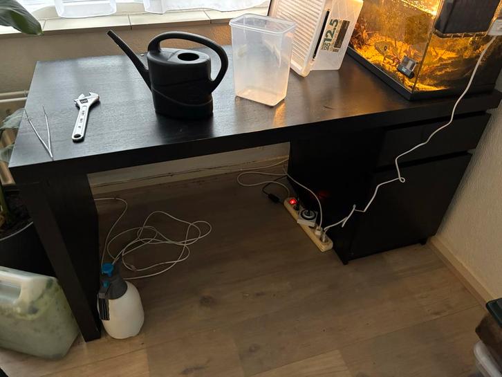 Ikea Malm Bureau Zwart met Kast & Lade, Huis en Inrichting, Bureaus, Gebruikt, Bureau, Ophalen