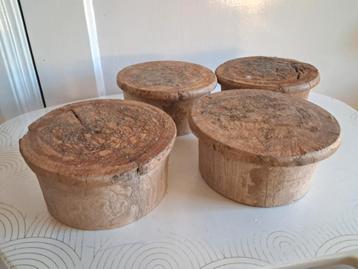 Houten deksels (4 stuks) beschikbaar voor biedingen