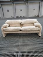 Cassina Maralunga 40  2.5 zits opnieuw bekleed, Ophalen of Verzenden, Zo goed als nieuw, Stof, Italiaans design