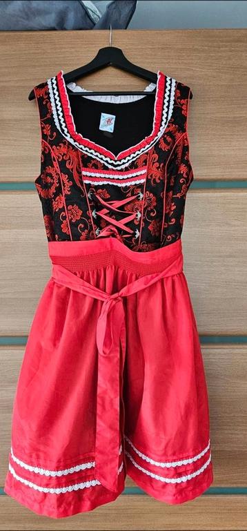 Dirndl jurk beschikbaar voor biedingen