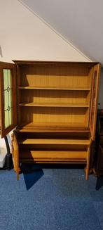 Klassieke kast, Ophalen