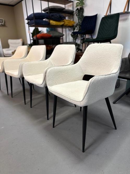 Witte stoel - eetkamerstoel creme - boucle stoelen teddy, Huis en Inrichting, Stoelen, Nieuw, Vier, Stof, Wit, Ophalen