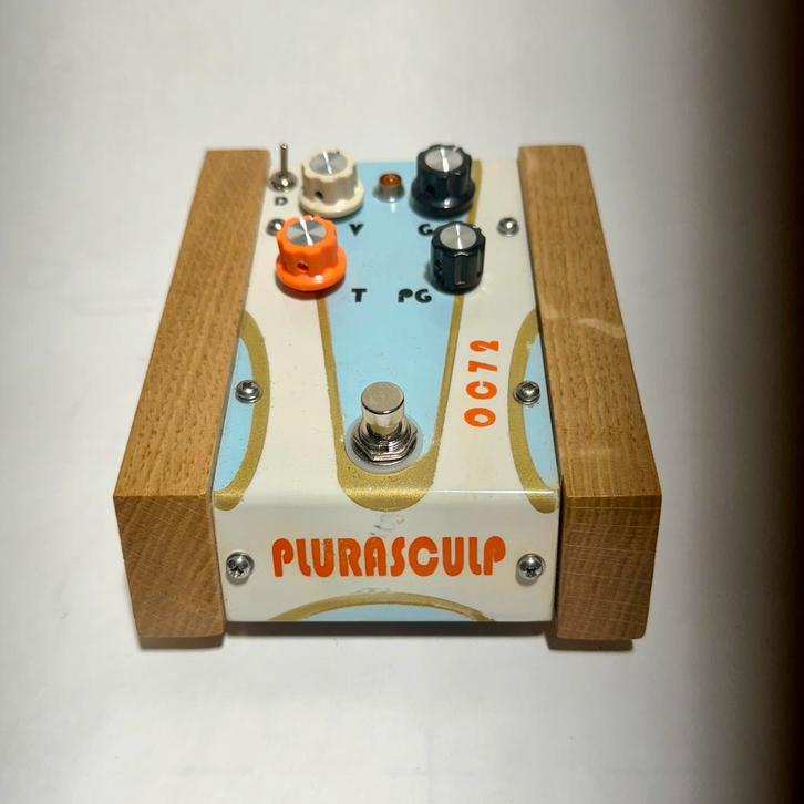 Limited uni fuzz distortion oc72, Muziek en Instrumenten, Effecten, Nieuw, Volume, Ophalen of Verzenden