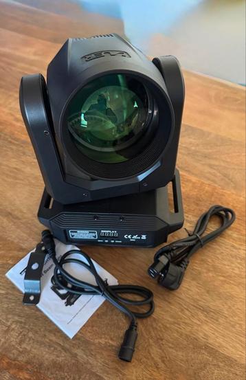 Nieuw! Moving Head 200W LED - Professionele Lichteffecten beschikbaar voor biedingen