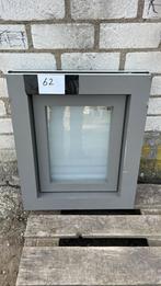 (62) Nieuwe raamkozijn voor bijv. toilet, incl mistglas, Doe-het-zelf en Verbouw, Kozijnen en Schuifpuien, Ophalen, Minder dan 75 cm