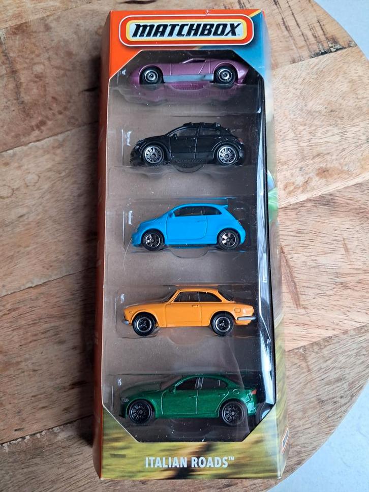 Matchbox Italian Roads 5 pack Lamborghini Alfa Romeo Fiat, Hobby en Vrije tijd, Modelauto's | Overige schalen, Nieuw, Auto, Ophalen of Verzenden