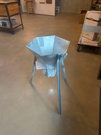 Zakkenvuller - 40cm+ boven, 15cm- onder, Tuin en Terras, Zand, Ophalen