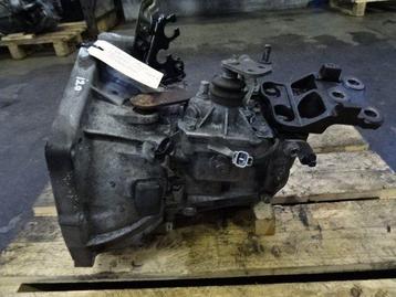 Versnellingsbak Toyota Aygo bj 2011 5 versnelling. beschikbaar voor biedingen