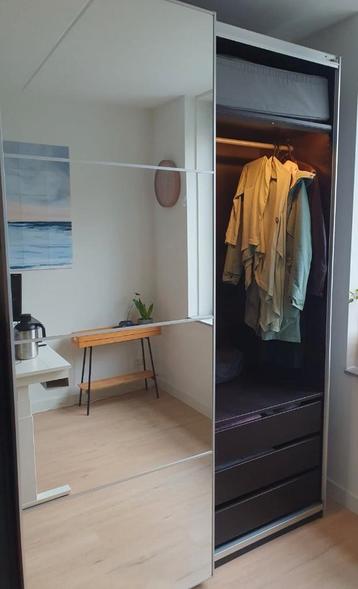 IKEA PAX Kledingkast met AULI Spiegeldeuren - afbeelding 2
