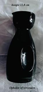 Sake Flesje met schenktuit 12,8 h Zwart glas, Antiek en Kunst, Ophalen