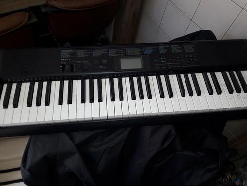 ELECTRICHE PIANO CTK-1200, Muziek en Instrumenten, Keyboards, Gebruikt, 61 toetsen, Casio, Aanslaggevoelig, Ophalen of Verzenden