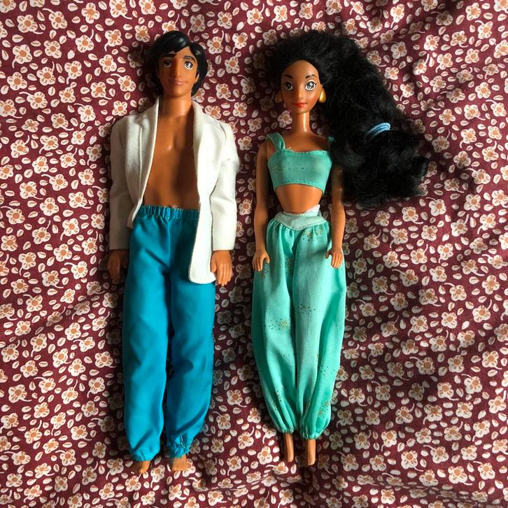 Alladin en Jasmine barbies Mattel, Verzamelen, Poppen, Zo goed als nieuw, Pop, Ophalen of Verzenden