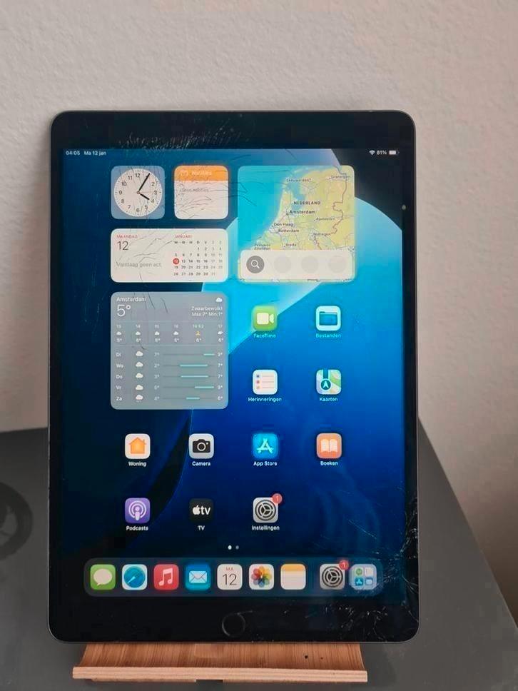 iPad Air 3 uit 2020, Computers en Software, Apple iPads, Niet werkend, Apple iPad Air, Wi-Fi, 10 inch, 64 GB, Ophalen of Verzenden