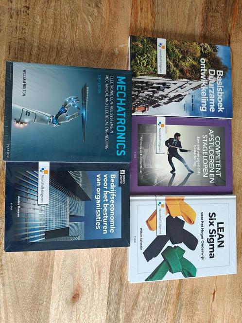 Studieboeken Werktuigbouwkunde Elektrotechniek, Boeken, Studieboeken en Cursussen, Zo goed als nieuw, HBO, Beta, Ophalen