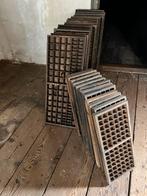 29 Originele LETTERBAKKEN 17 groot - 12 klein - Zoldervondst, Ophalen