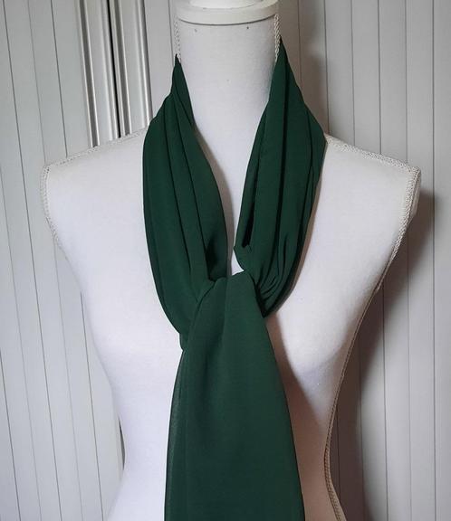SJAAL STOLA DONKERGROEN DENNENGROEN CHIFFON 170X70 NIEUW, Kleding | Dames, Gelegenheidskleding, Nieuw, Overige typen, Groen, Ophalen of Verzenden