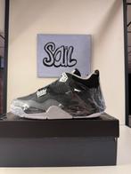 Jordan 4 Retro Fear 42, Zwart, Nieuw, Ophalen of Verzenden, Sneakers of Gympen