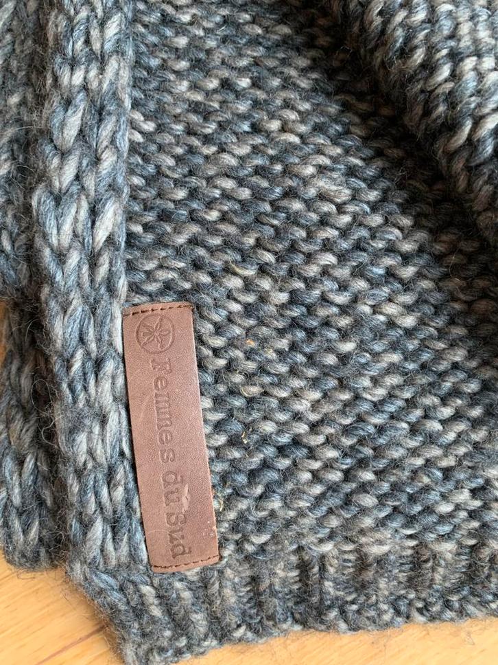 Prachtige Sjaal Wol & Alpaca - Femmes du Sud, Kleding | Dames, Mutsen, Sjaals en Handschoenen, Zo goed als nieuw, Sjaal, Ophalen of Verzenden