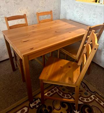 IKEA Jokkmokk Eethoekset - Tafel met 4 stoelen. beschikbaar voor biedingen