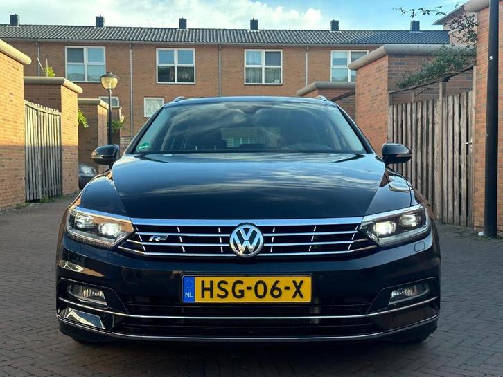 Volkswagen Passat 2.0 TDI R-LINE FULL 140KW Variant DSG 2016, Auto's, Volkswagen, Particulier, Passat, ABS, Achteruitrijcamera
