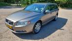 Volvo V70 T4 132KW Automaat, 1596 cc, Beige, 4 cilinders, 179 pk