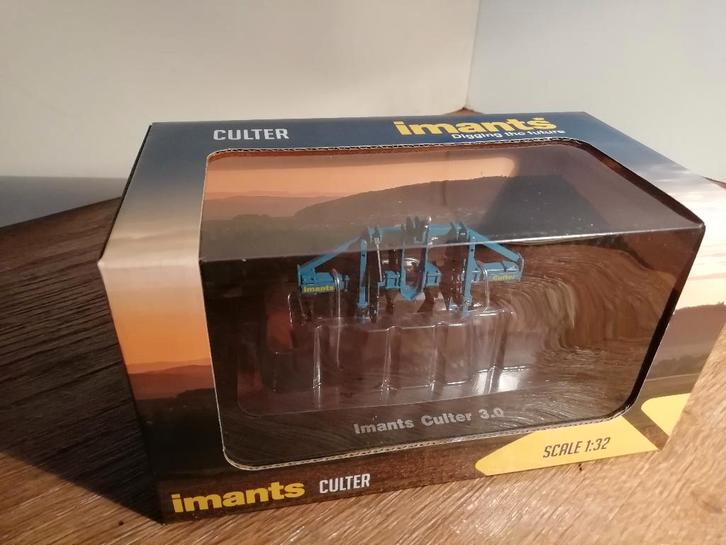 Te koop UH Imants Culter 30., Hobby en Vrije tijd, Modelauto's | 1:32, Nieuw, Tractor of Landbouw, Universal Hobbies, Ophalen of Verzenden