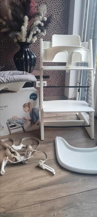 Stokke tripp trapp kinderstoel inclusief alle accessoires, Kinderen en Baby's, Kinderstoelen, Zo goed als nieuw, Meegroeistoel