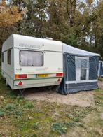 Fijne carvan direct klaar voor vakantie!, Caravans en Kamperen, Chateau, Rondzit, Koelkast, Omvormbare zithoek