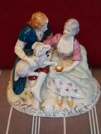 Vintage porseleinen beeldje in Rococo kleding made Japan, Antiek en Kunst, Antiek | Porselein, Ophalen of Verzenden