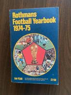 Rothmans Football Yearbook 1974-1975, Ophalen of Verzenden, Gelezen, Balsport