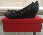 Esprit sleehak pumps lage hak maat 40 zwart, Zwart, Ophalen of Verzenden, Zo goed als nieuw, Schoenen met hoge hakken