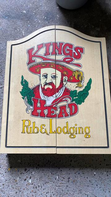 Kings head dart bord beschikbaar voor biedingen