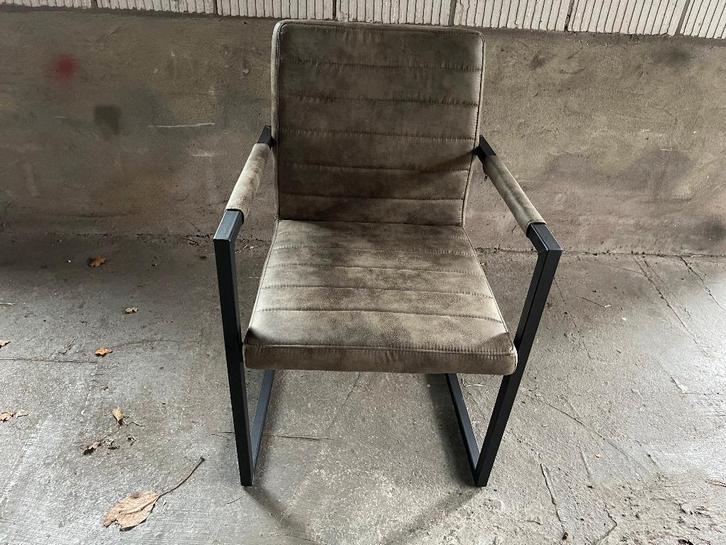 Stoelen met arm industriële olijfgroen  voorraad snel thuis, Huis en Inrichting, Stoelen, Nieuw, Vijf, Zes of meer stoelen, Stof