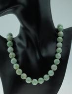 Jade robuuste vintage kralen ketting 14k gouden slot fraai, Ophalen of Verzenden, Goud, Ketting, Met edelsteen