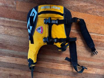 Reddingsvest Ezy dog voor hond beschikbaar voor biedingen