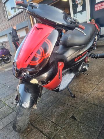 Piaggio onderdelen gilera runner rst/ fly/nrg/typhoon  beschikbaar voor biedingen