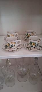 Vier Espresso kop en Schotels Botanica, Ophalen of Verzenden, Zo goed als nieuw, Overige stijlen, Kop(pen) en/of Schotel(s)