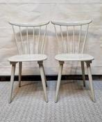 2 vintage stoelen/retro spijlenstoelen, Huis en Inrichting, Stoelen, Ophalen, Twee