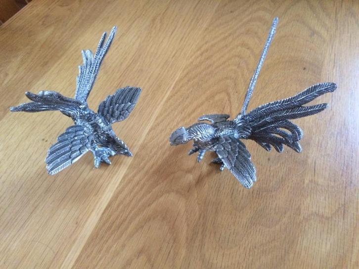 RUILEN: mooie set verzilverde vechtende kemphanen, Antiek en Kunst, Curiosa en Brocante, Ophalen of Verzenden