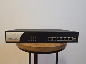 DrayTek Vigor2960 beschikbaar voor biedingen