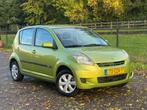 Daihatsu Sirion 2 1.0-12V Premium /5-Deurs/, Auto's, Voorwielaandrijving, Gebruikt, 750 kg, Bedrijf